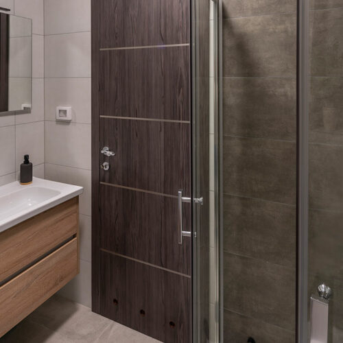 mi_vida Pula Kroatien Appartement Badezimmer Dusche Luxus