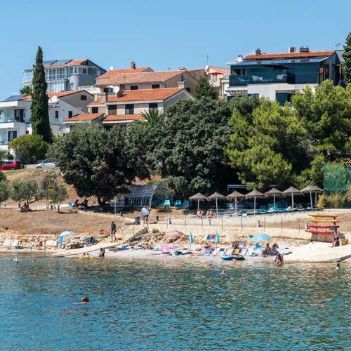 mi_vida Pula Kroatien Strand Baden Meer